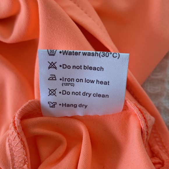 Reoria Bright Coral High-neck Bodysuit. Size: XS. - Picture 4 of 4